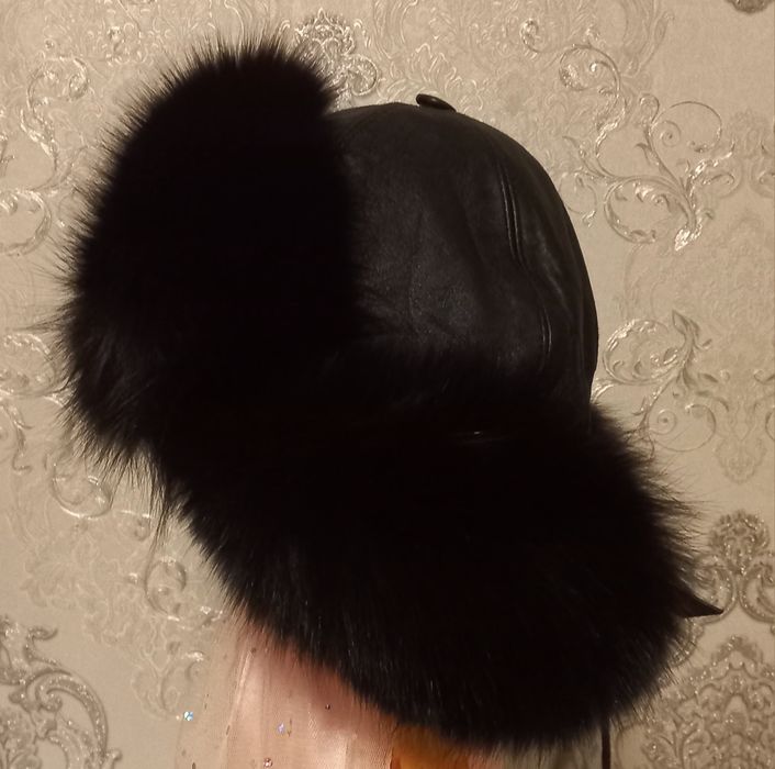 Продам жіночу шапку