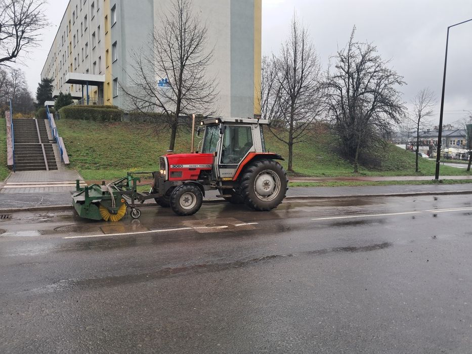 Wynajem ciagnika uslugi zamiatarka beczkowozem