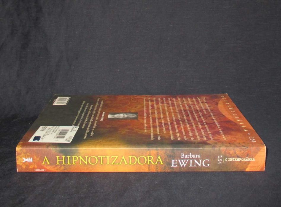Livro A Hipnotizadora Barbara Ewing