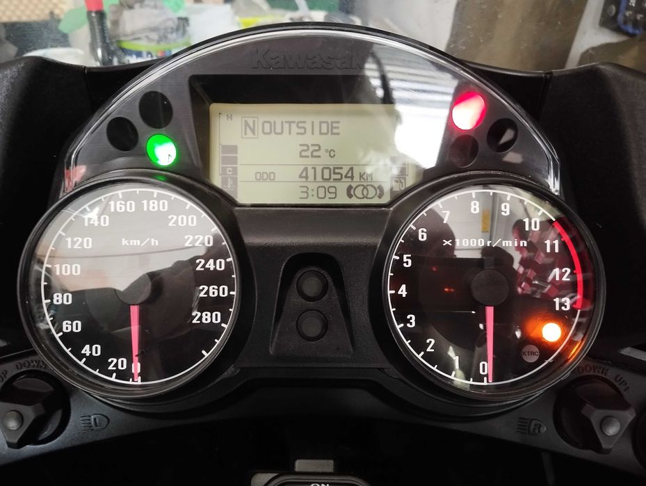 Kawaski GTR 1400