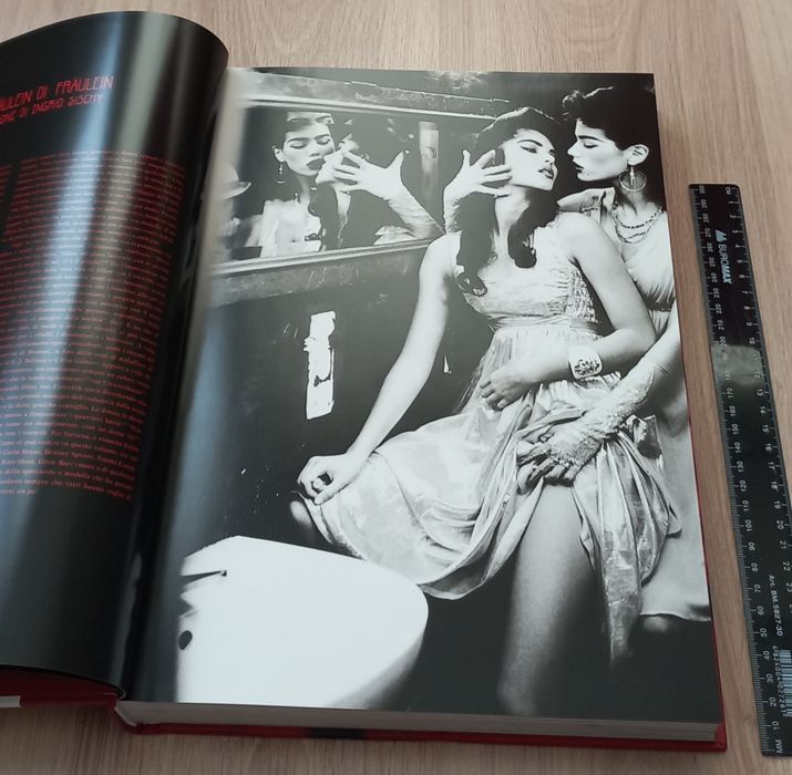 Fraulein. Ellen von Unwerth. Эллен фон Унверт: 25 500 грн. - Книги