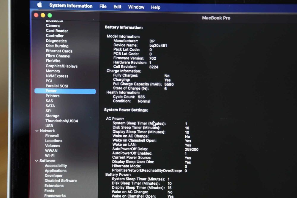 Apple MacBook Pro 13-inch i764730147528195121