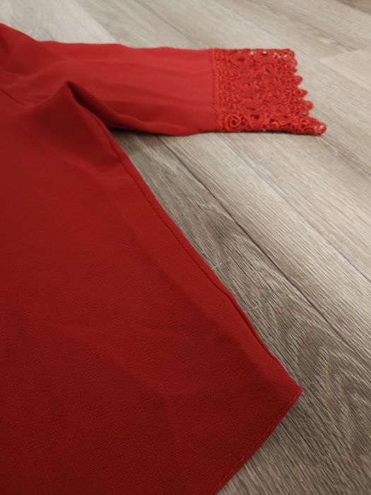 Koszula koloru czerwonego rozmiar L