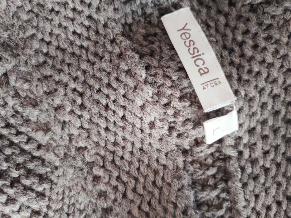 Sweter bez rękawów