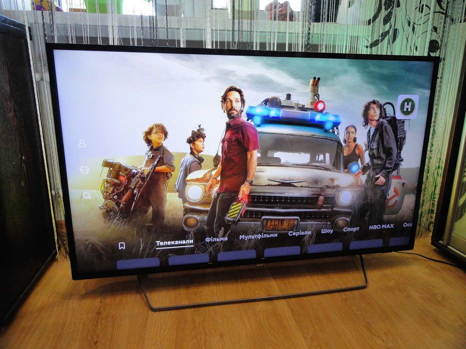 4К смарт телевизор PHILIPS 50" Ambilight