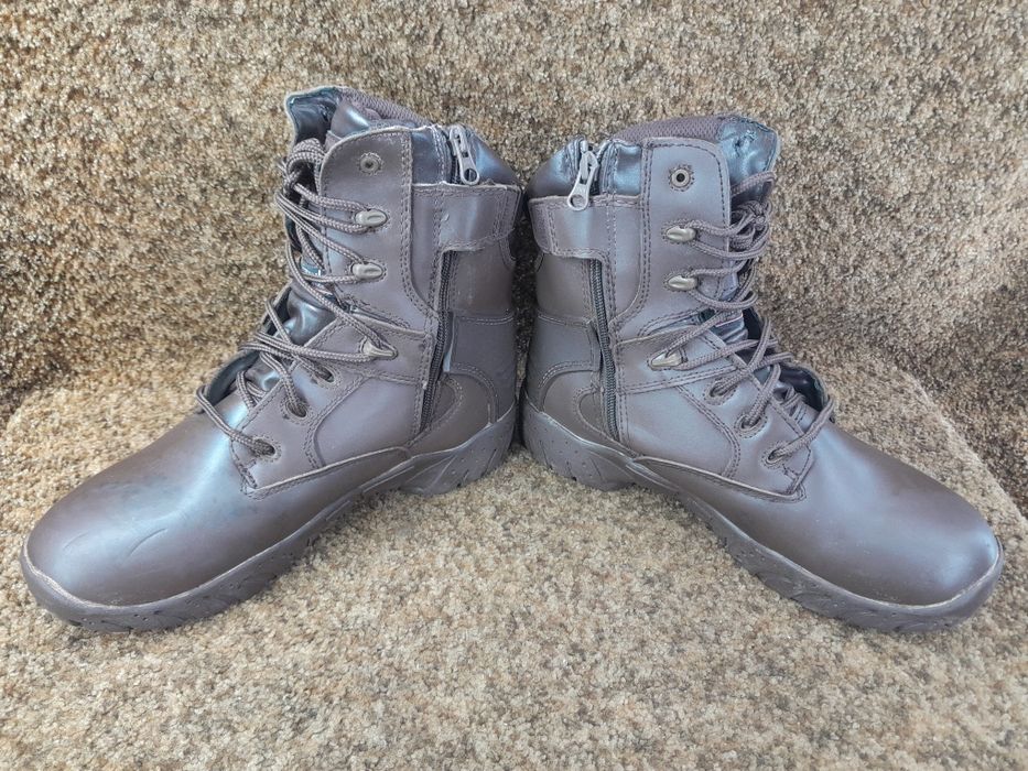 Берци,черевики Thinsulate Kombat 42 ,41 розмір.