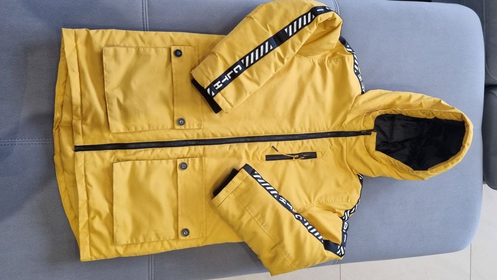 Kurtka Reserved 140 dłuższa