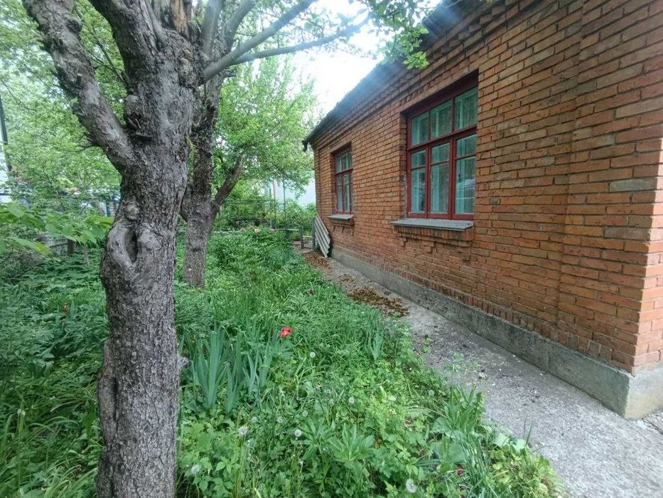 Продам цегляний будинок у Дубово — газ, вода, 6 соток, озеро поруч. Дом Н