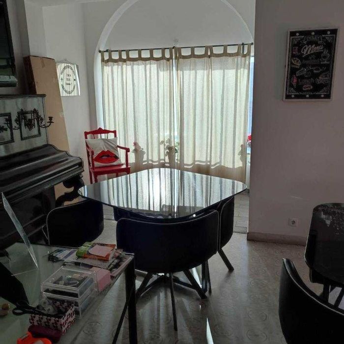 Хостел Голосіївський район  – перший поверх, зручно та дешево!