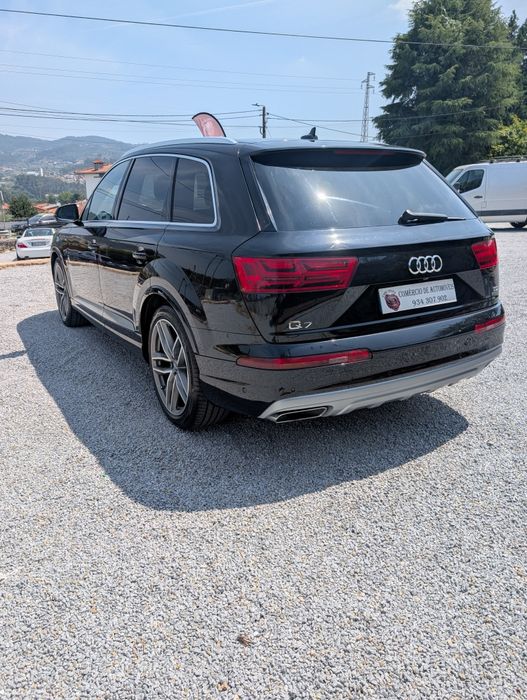 Audi Q7 — fotografia 4