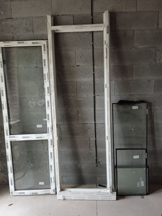 Продам металопластикові двері