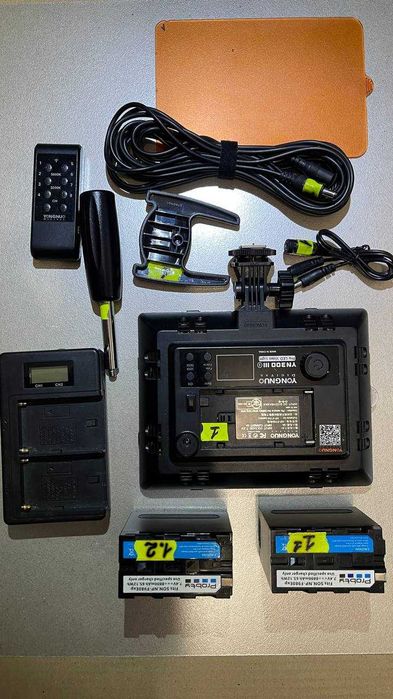 Видеосвет YN-300 III