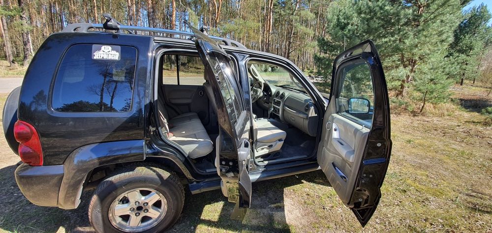 Sprzedam Jeep Liberty 2,8 CRD