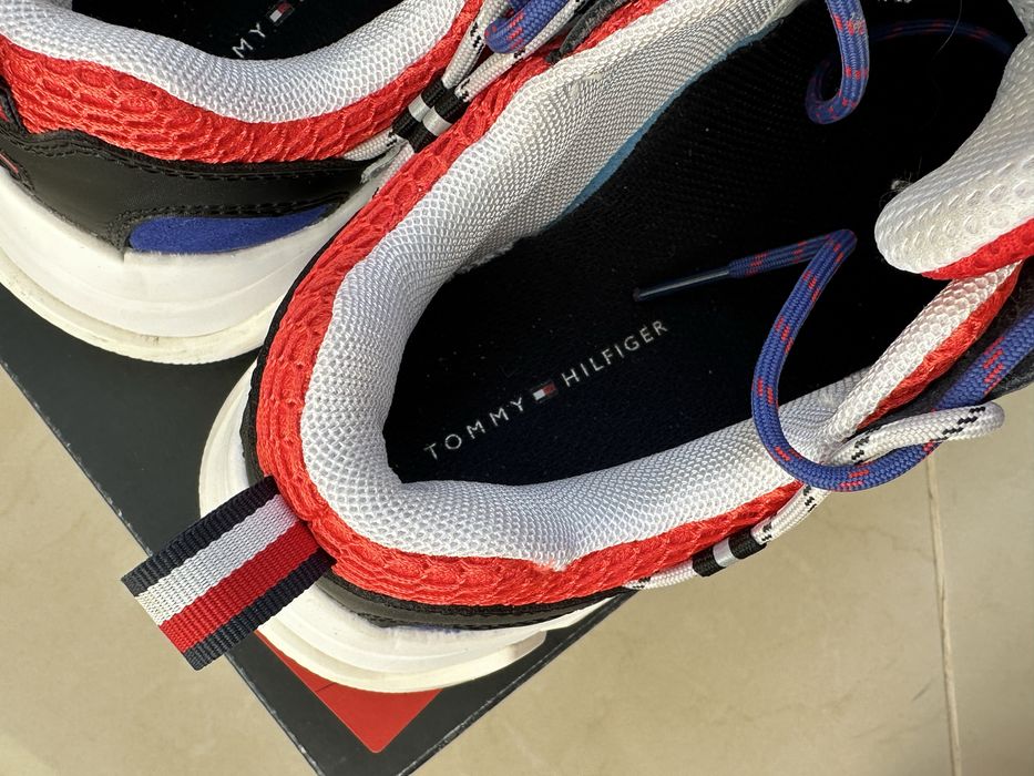 TOMMY HILFIGER Женские кроссовки City Voyager