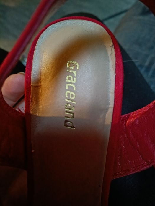 Buty na obcasie 36 Graceland