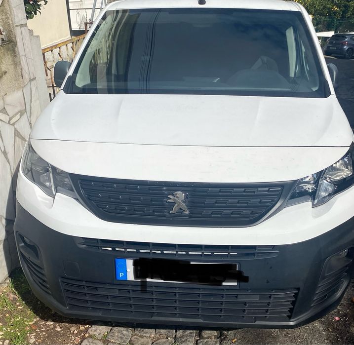 Peugeot partner 2019 1.6 110cv 130mil km Águas Livres • OLX.pt