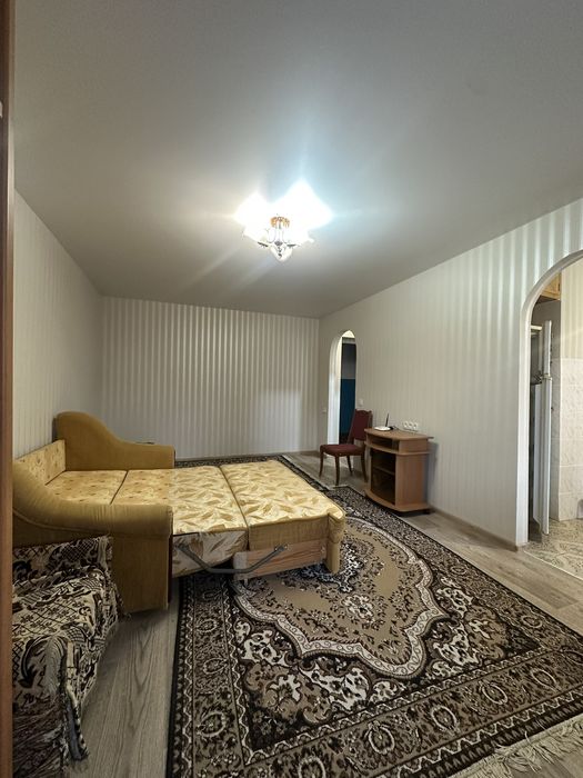 Здам  1 кімнатну на довгостроково