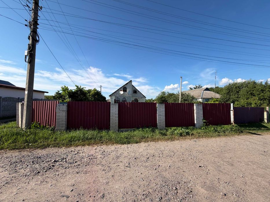 Продаж земельної ділянки в центрі селища Баришівка 7.5 соток