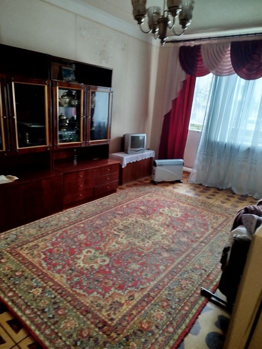 Продаж 4х кімнатної квартири чеського планування