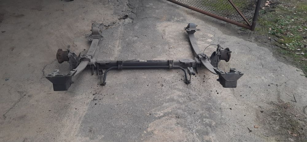 Балка задня Renault master 3