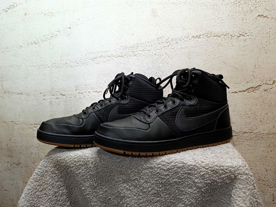 Zimowe NIKE EBERNON MID WINTER r.44,5 stan bardzo dobry