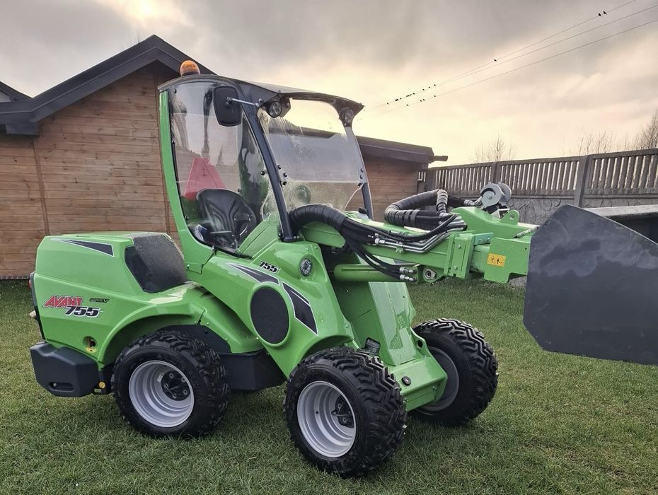 Ładowarka miniładowarka Avant 755i rok 2025 nowa GWARANCJA OKAZJA