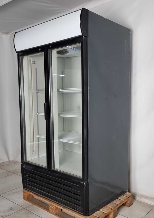 Холодильна шафа-вітрина "Klimassan S1200 SC" 1200 л., Б/у 11113