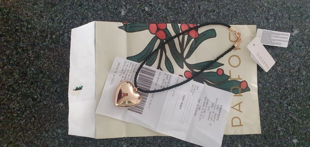 Colar coração Parfois