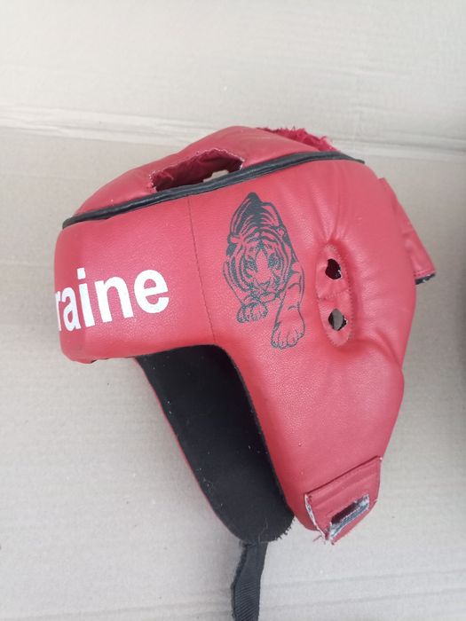 Шлем  спортивний