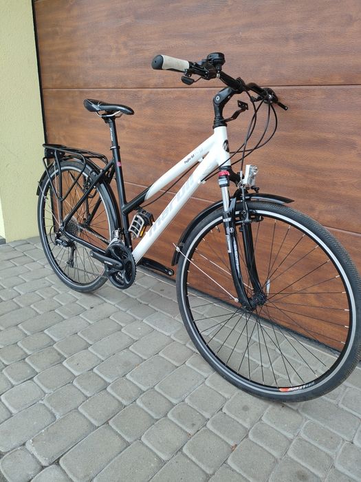 Rower trekkingowy koła 28 rama aluminiowa