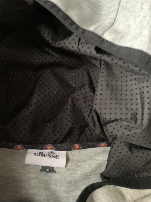 Jak nowa bluza Ellesse