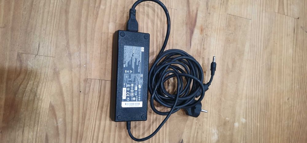 Carregador/Charger Portátil/Laptop HP Pavilion (PA-1121-02H)