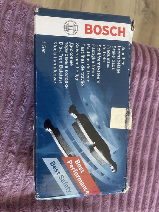 Klocki hamulcowe  BOSCH opel insignia przód