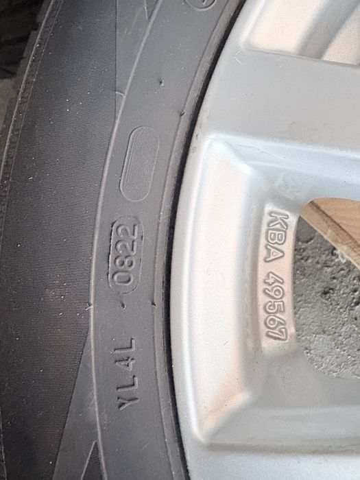 Felgi aluminiowe 15 / opony letnie - stan B. DOBRY