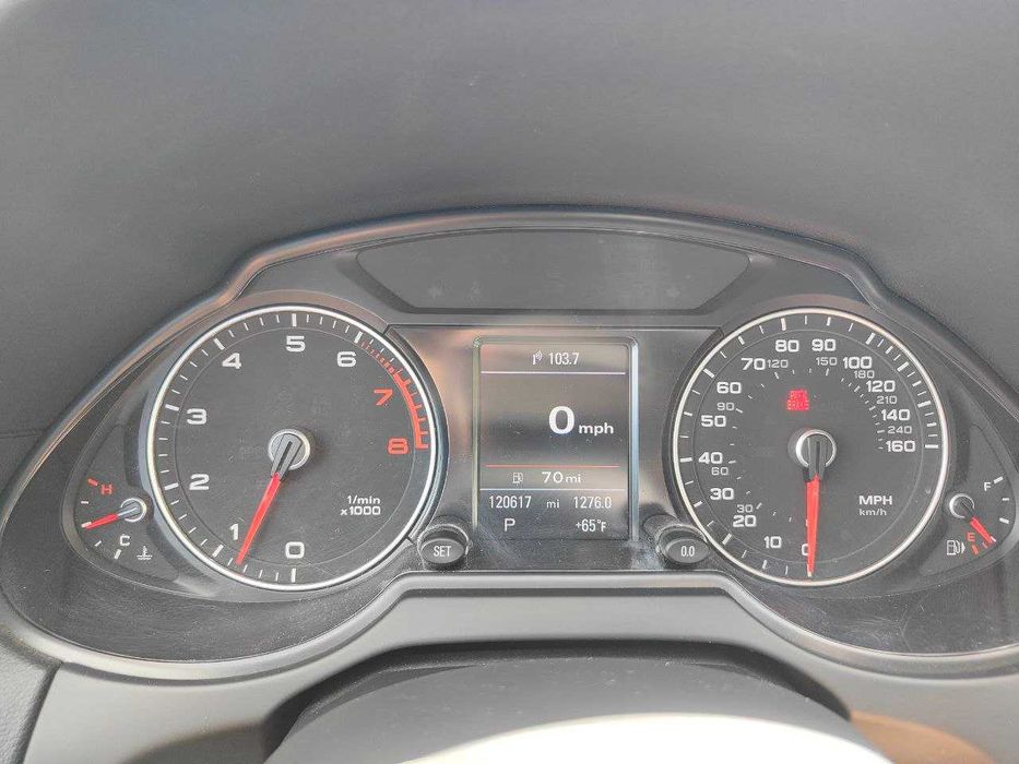 Продам Audi Q5 2014 року.