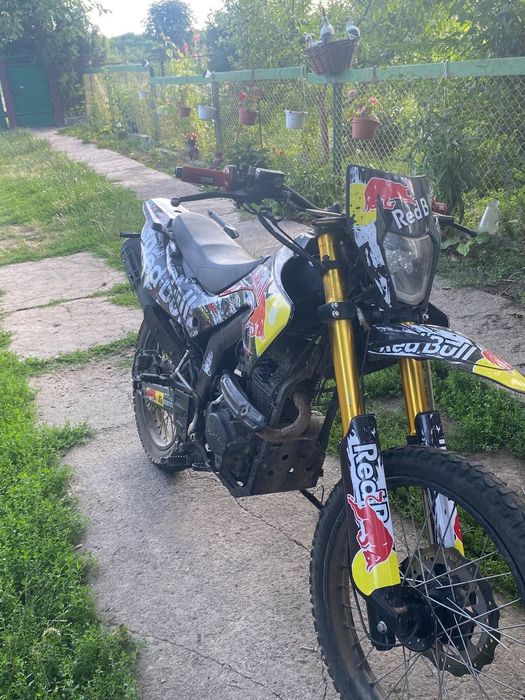 Продам мотоцикл Форте 250 крос