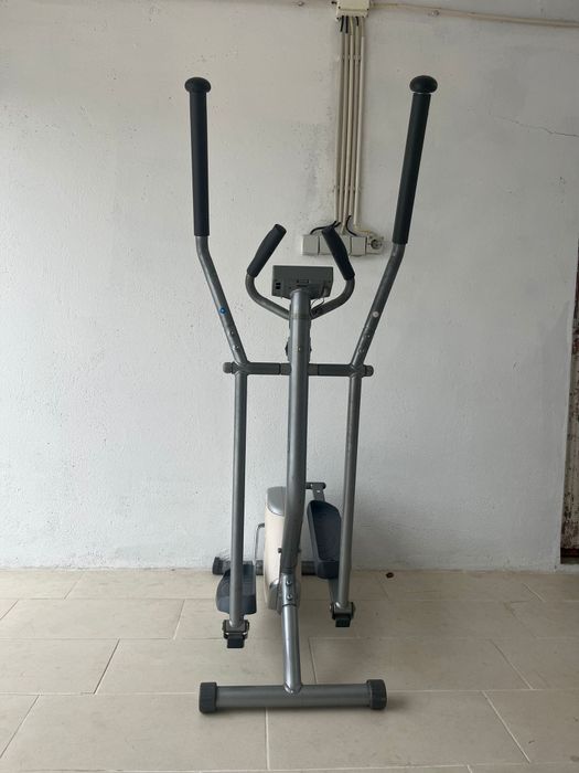 Elíptica domus FC100