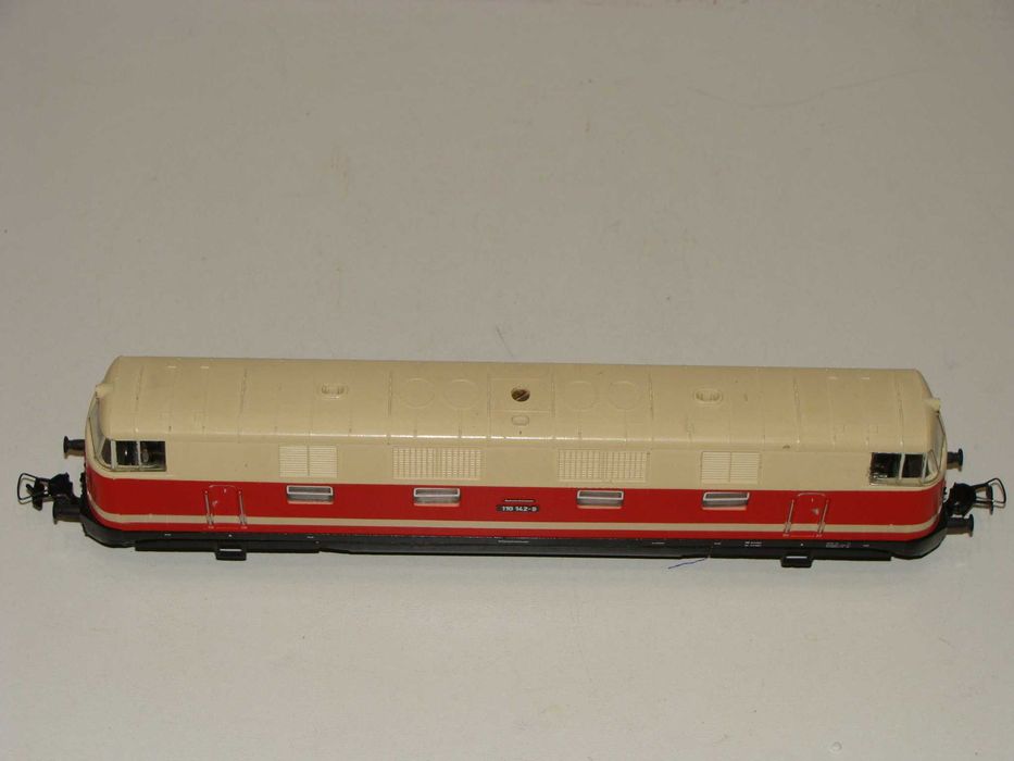 Lokomotywa spalinowa BR 118 142 - Piko - H0