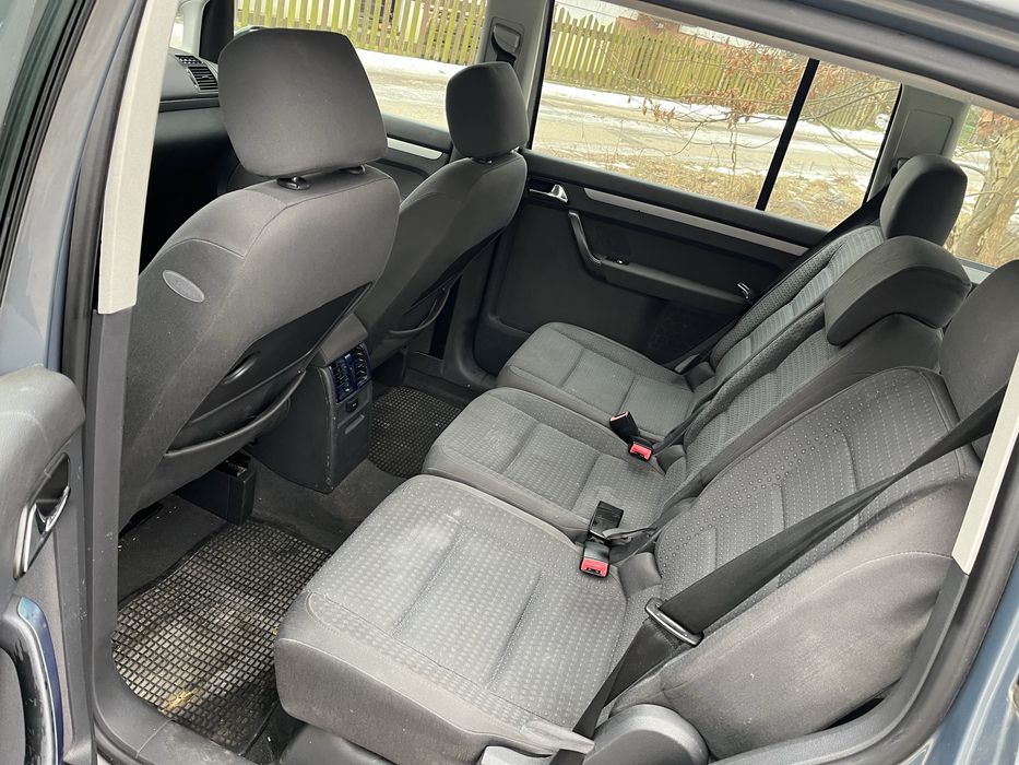 Touran 2.0 tdi 7-osobowy