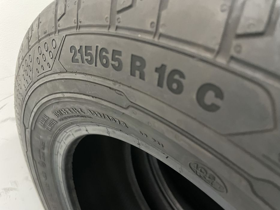 2 Pneus 215/65 R16C Continental
