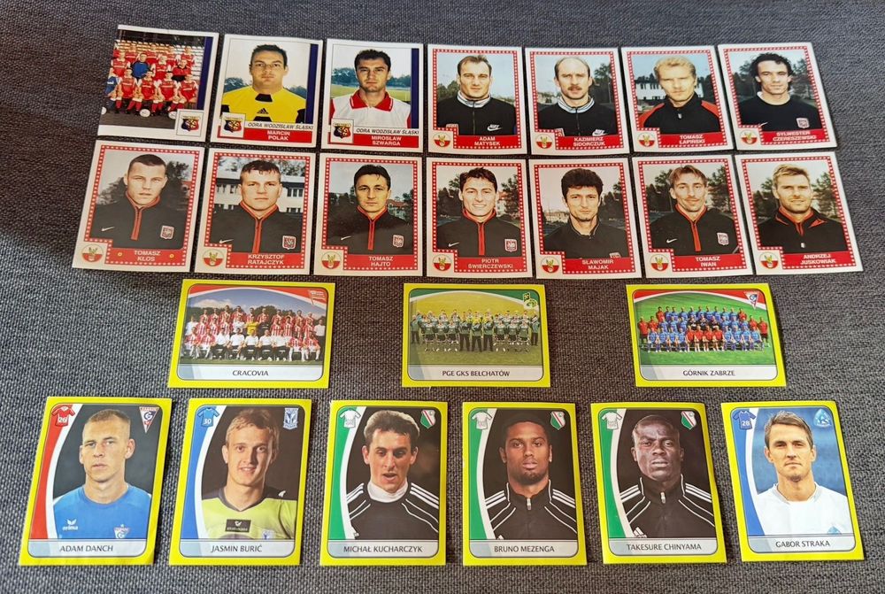 Liga Polska 98/99 + Ekstraklasa 2011 naklejki PANINI zestaw 23 sztuk