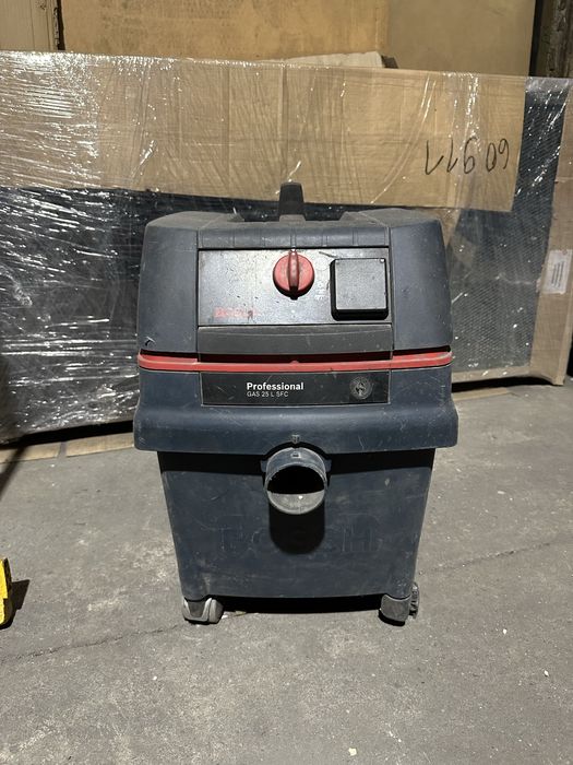 Odkurzacz przemyslowy Bosh gas 25l