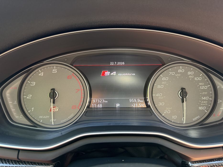 Audi S4 b9 3.0tfsi quattro