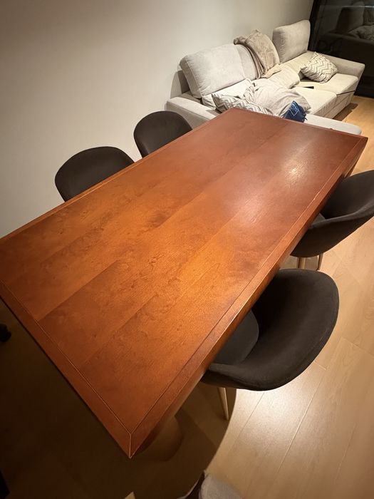 Mesa de jantar c/cadeiras