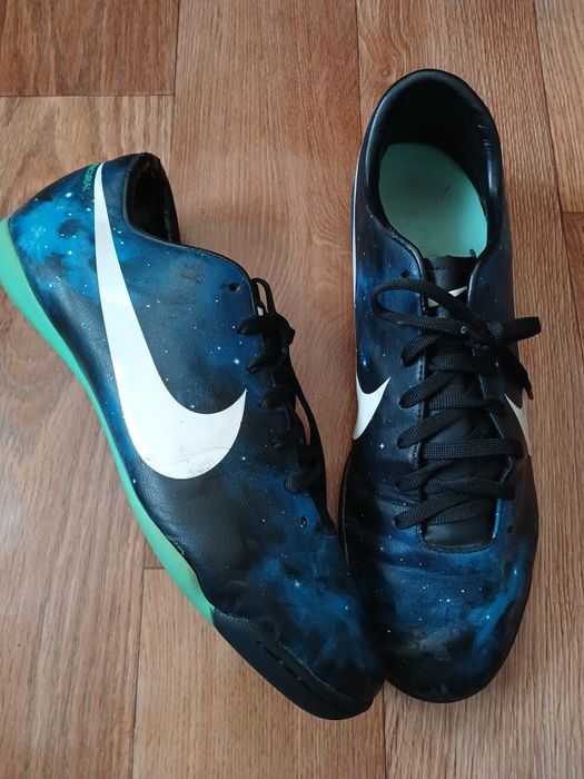Футзалки Nike Mercurial Victory IV IC з колекції "Galaxy" (CR7 Edition) 2013