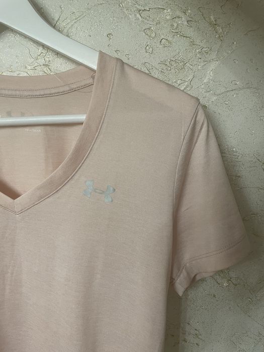 Жіноча футболка UNDER ARMOUR TECH SSV - TWIST Pink , розмір S(M)