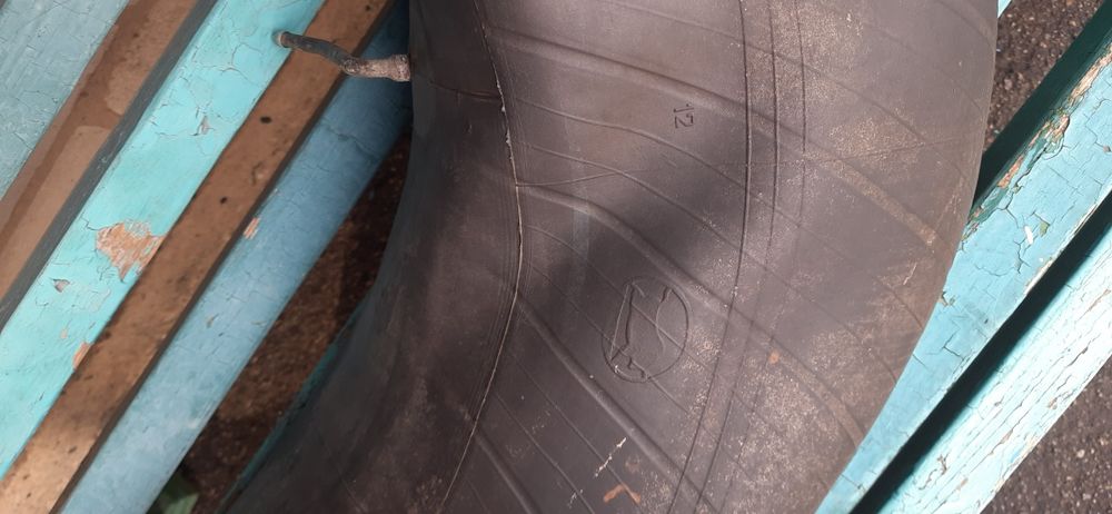 Камери для вантажівок