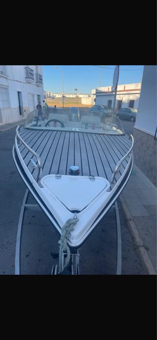 Vendo barco em muito bom estado
