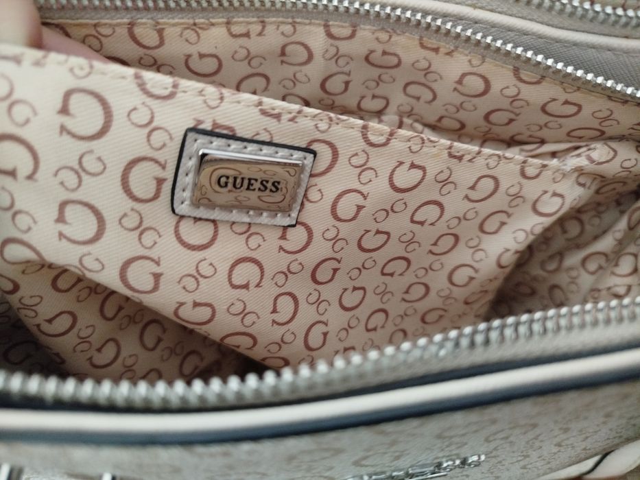 Orginalna piękna torba Guess