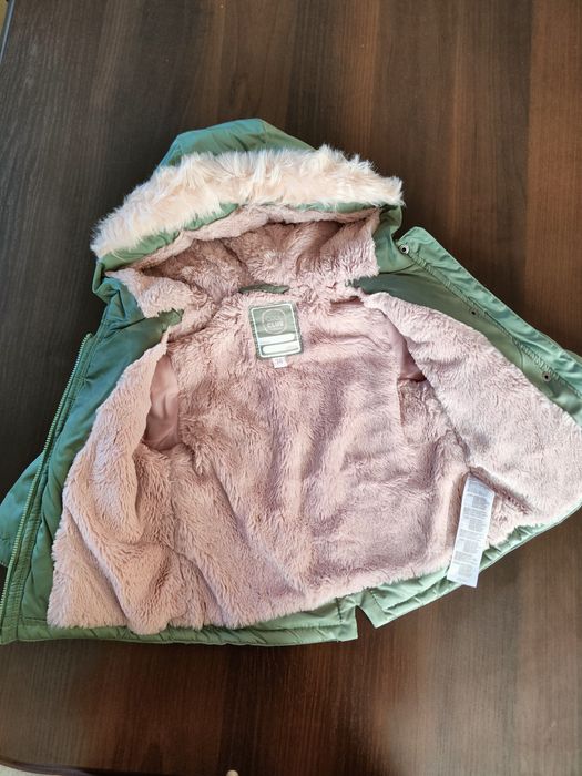 Kurteczka zimowa dla dziewczynki